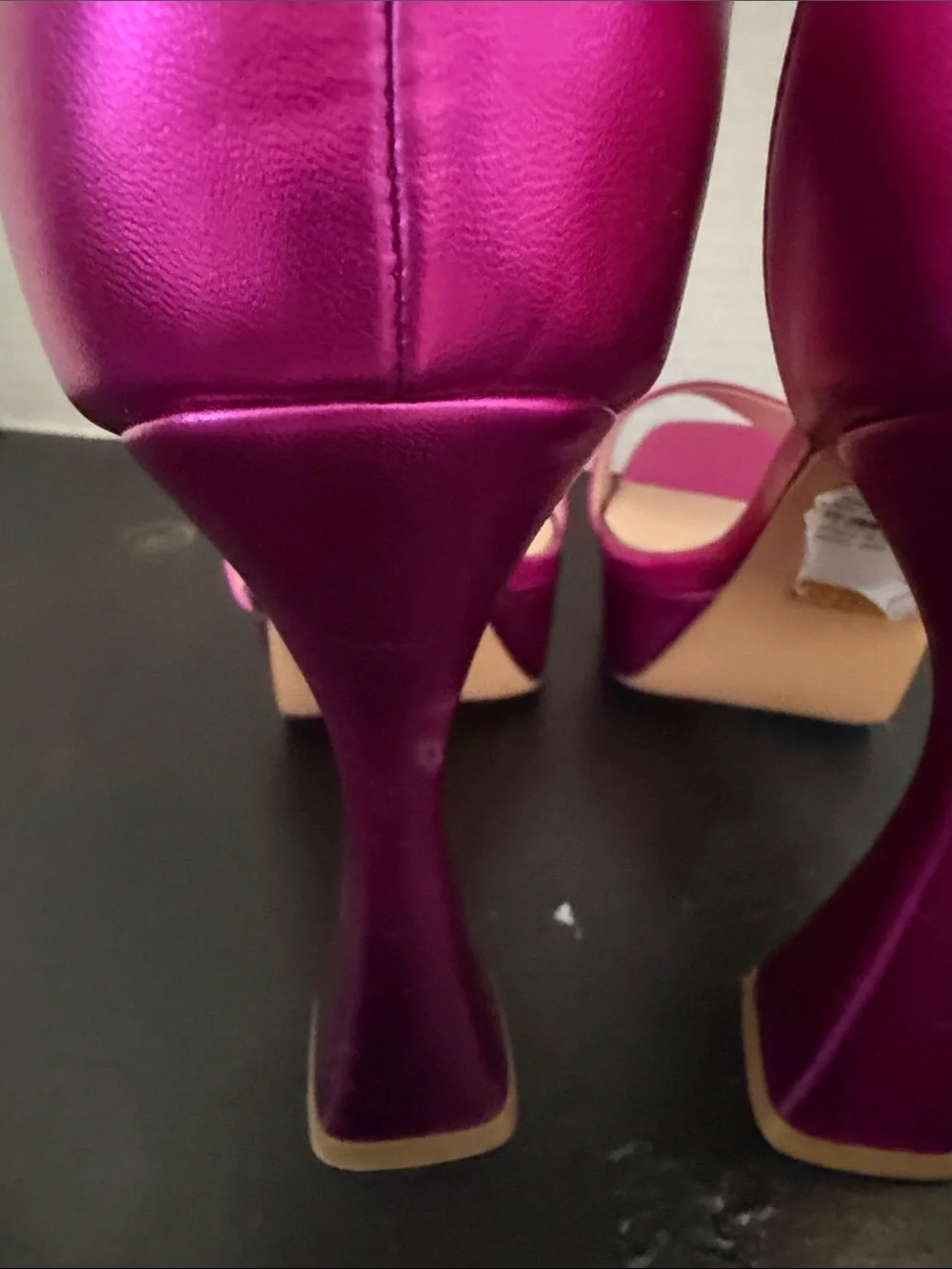 Berness Fuchsia Metallic Platform Ankle-Strap Heels, Size 8.5, 5” heels